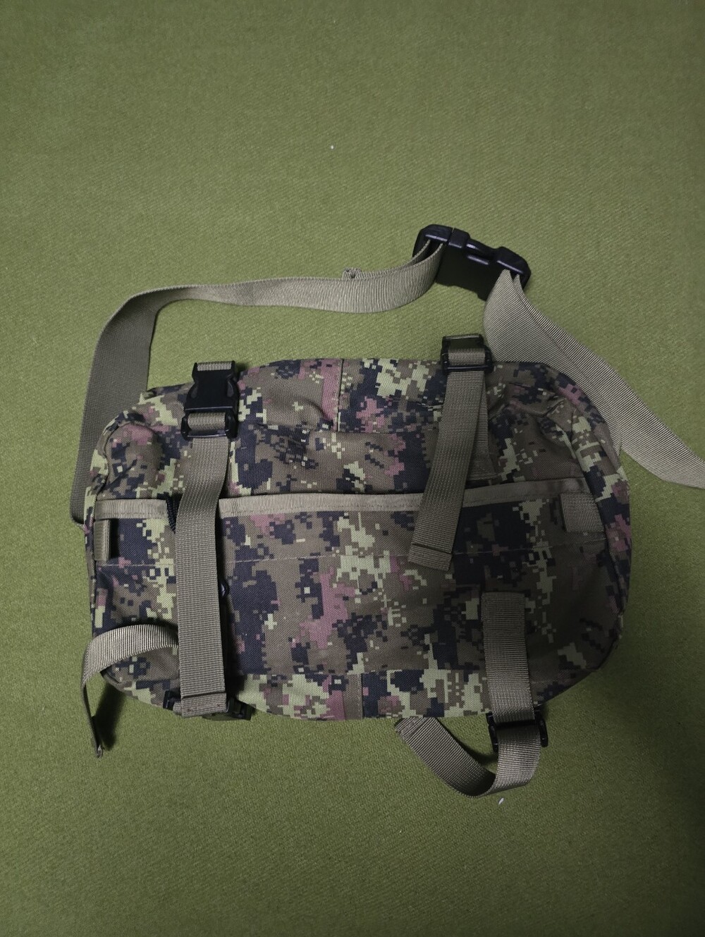 Men's Digital Camo Fanny Messenger Bag - Olive/Purple